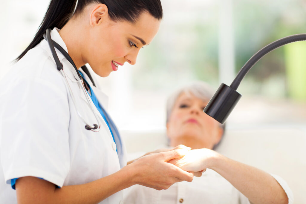 Senior Skin Care Tips For The Summer senior skin care