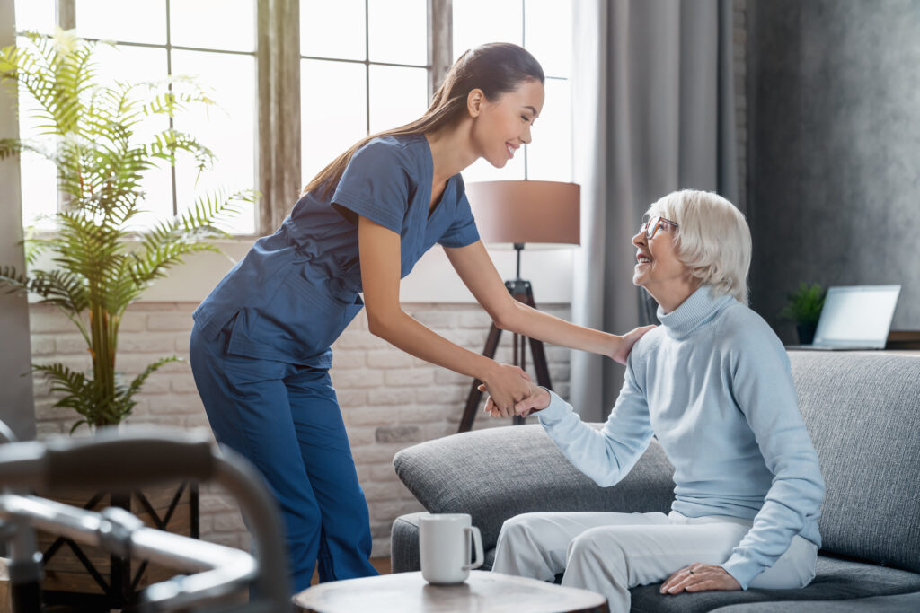 Important Differences Between Assisted Living And A Senior Community assisted living senior community