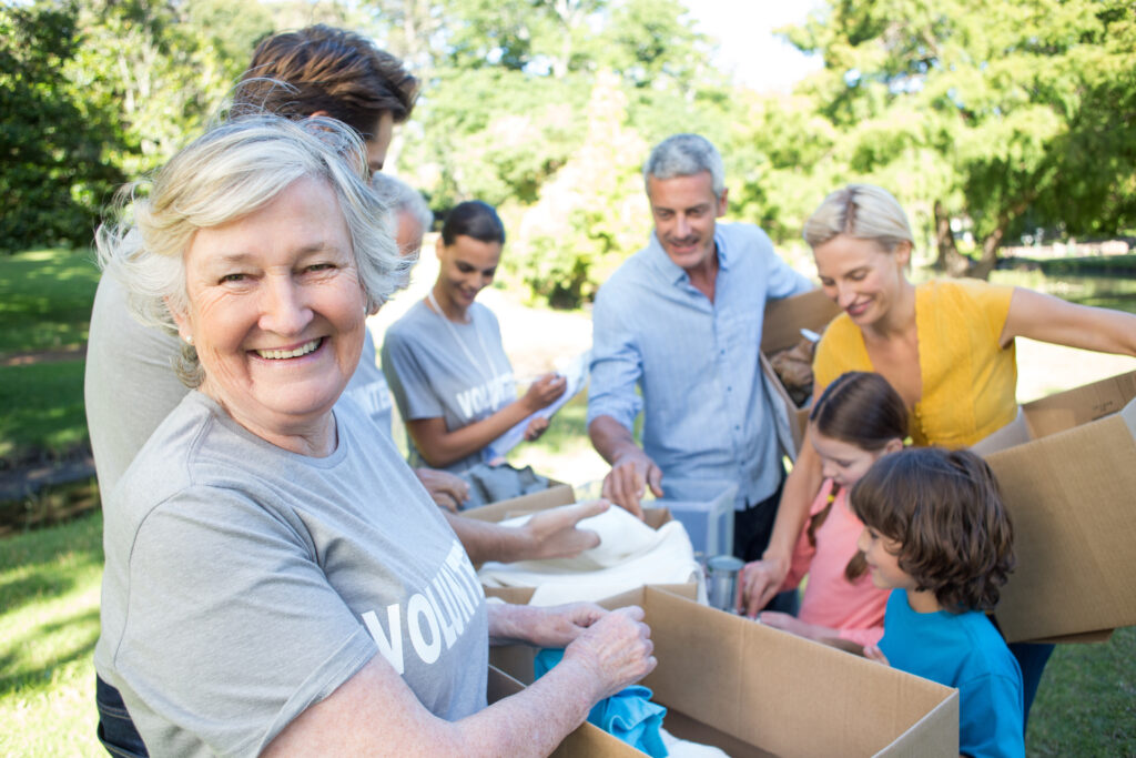 Senior Friendships: 6 Wonderful Ways To Make Friends When Living In A 55+ Community Senior friendships in South Jordan, Utah