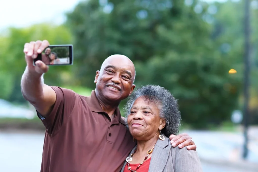 Should You Get A Medical Alert Device? 5 Reasons It’s A Great Investment For Seniors Medical Alert Device - Leisure Villas, South Jordan, Utah