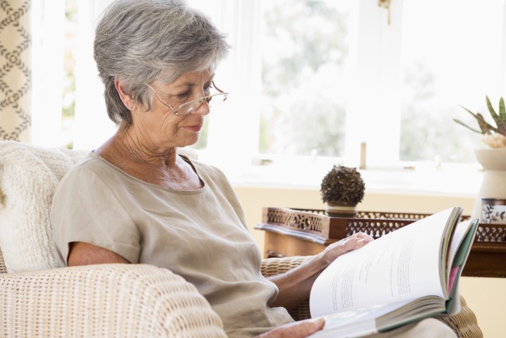 benefits to reading for seniors leisure villas