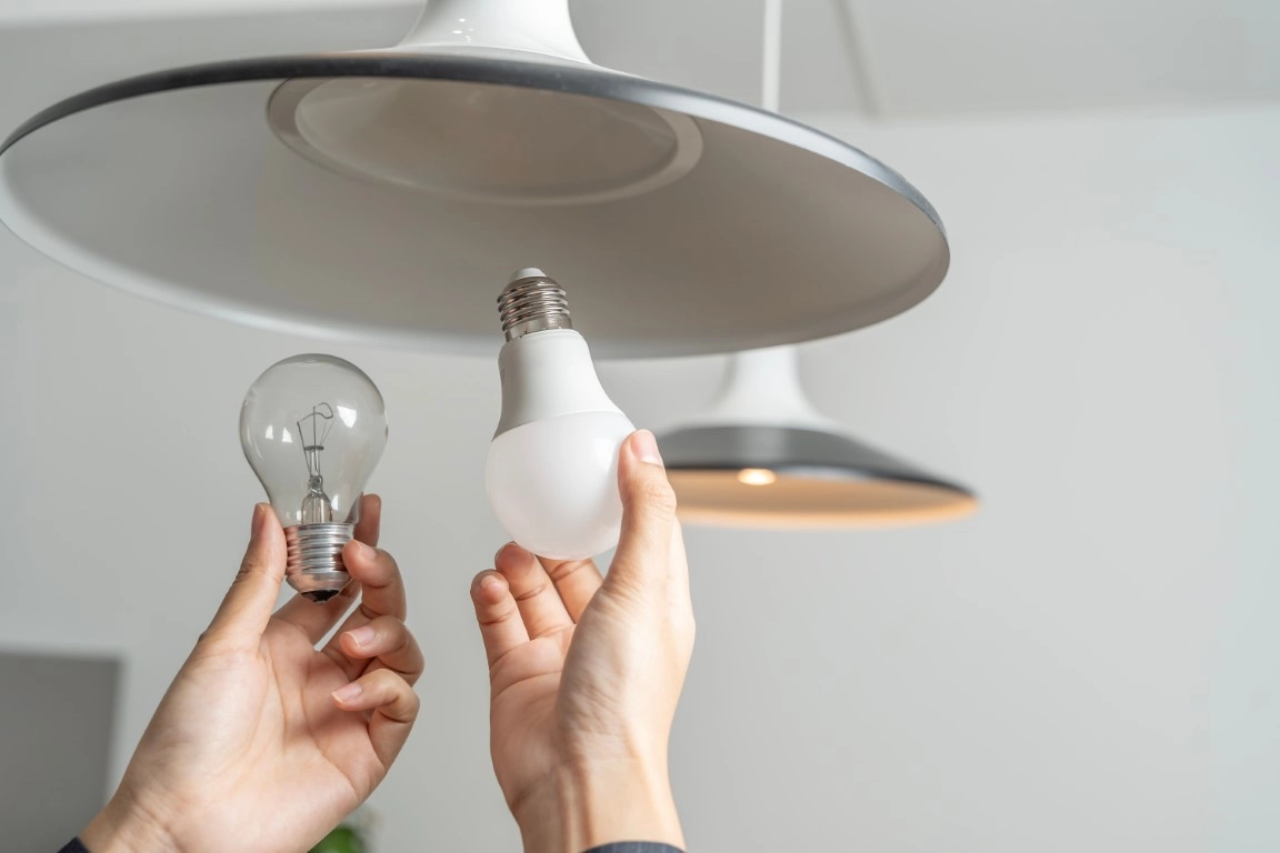 The Benefits of LED Light Bulbs in 55+ Communities
